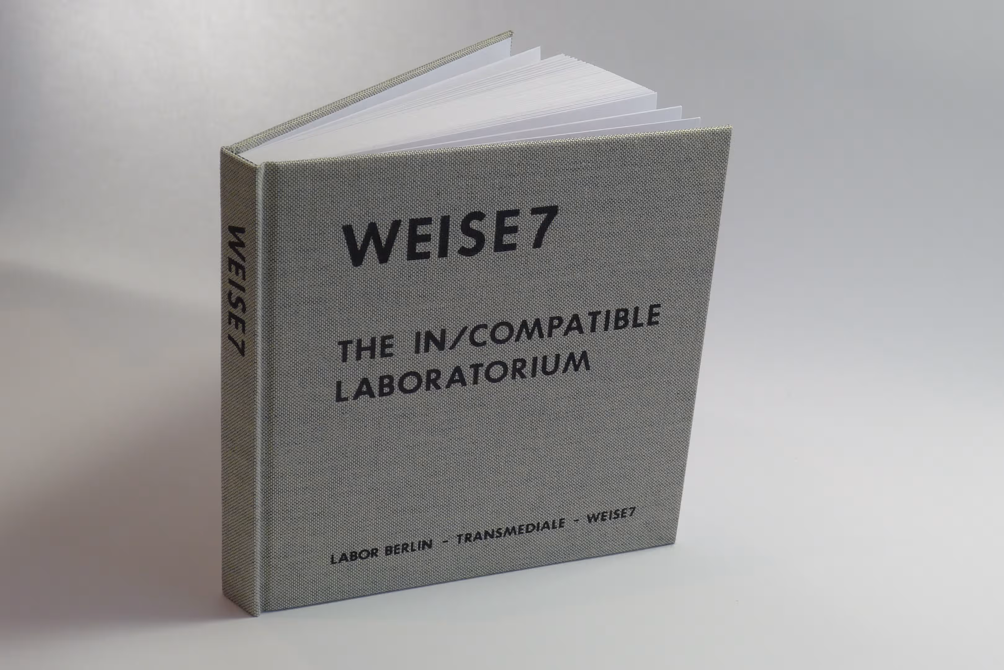 Weise7 Archive Book